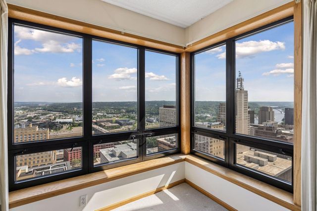168 6th Street E 3801, Saint Paul, MN 55101