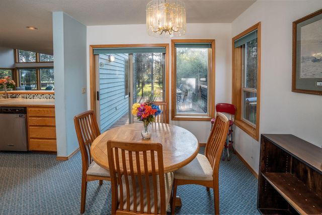 55625 Big River Drive, Bend, OR 97707