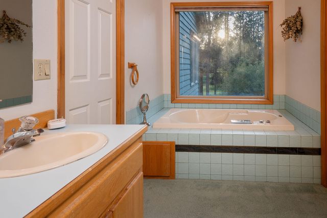 55625 Big River Drive, Bend, OR 97707