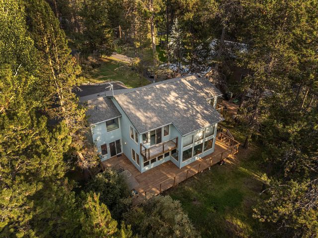 55625 Big River Drive, Bend, OR 97707