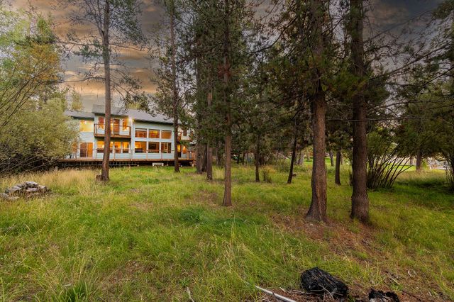 55625 Big River Drive, Bend, OR 97707