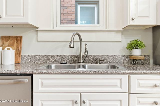 2019 Bonnycastle Ave, Louisville, KY 40205