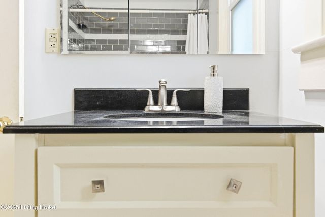 2019 Bonnycastle Ave, Louisville, KY 40205