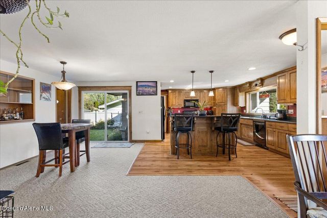 202 Country Club Ln, Pinehurst, ID 83850
