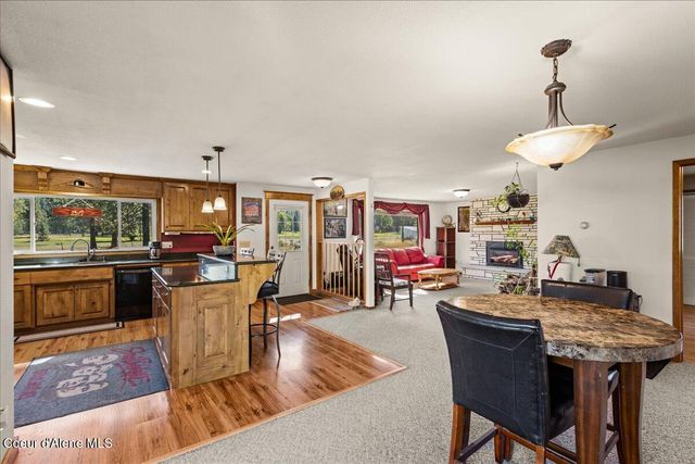 202 Country Club Ln, Pinehurst, ID 83850