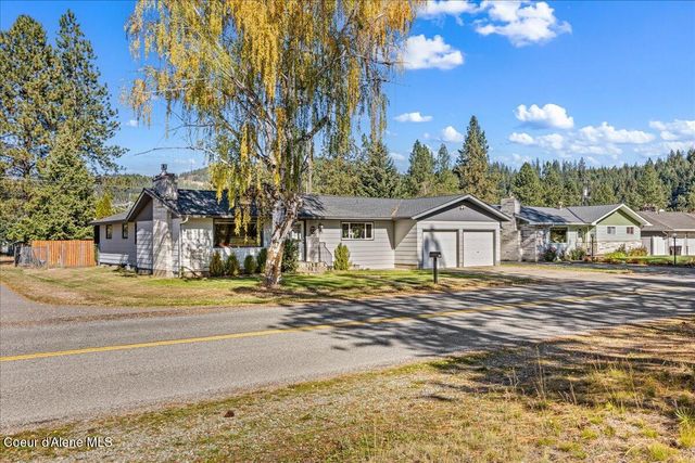202 Country Club Ln, Pinehurst, ID 83850