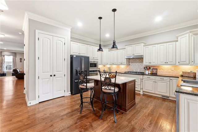 265 Trecastle Square, Canton, GA 30114