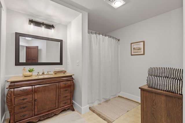 10309 N Lookout View Ln, Newman Lake, WA 99025