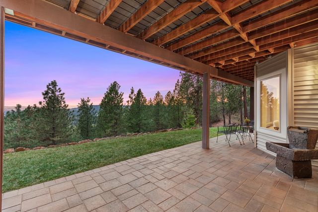 10309 N Lookout View Ln, Newman Lake, WA 99025