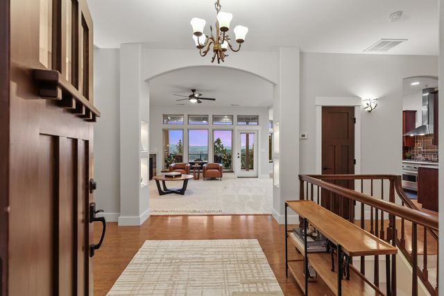 10309 N Lookout View Ln, Newman Lake, WA 99025