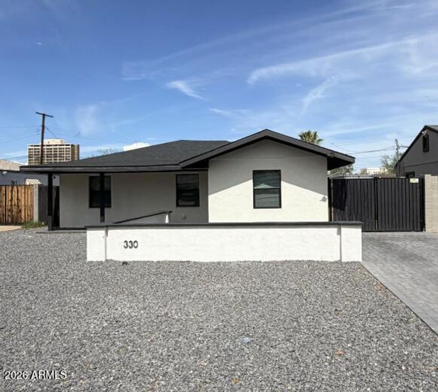 330 E WHITTON Avenue, Phoenix, AZ 85012