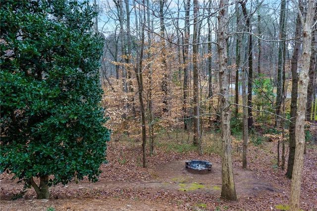 838 Whisperwood Trail, Acworth, GA 30102