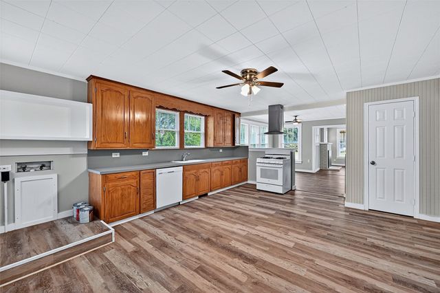 300 W Moore Street, Sherman, TX 75090