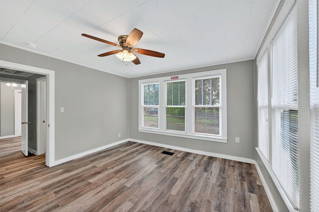 300 W Moore Street, Sherman, TX 75090