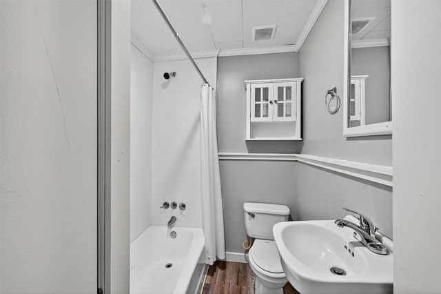 300 W Moore Street, Sherman, TX 75090