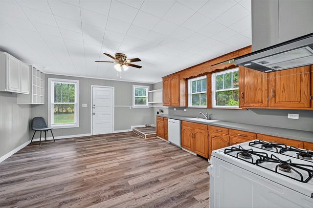 300 W Moore Street, Sherman, TX 75090