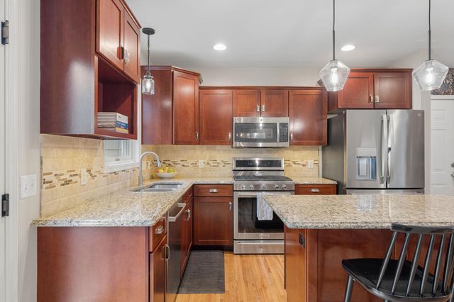 4817 Rutledge Avenue, Edina, MN 55436
