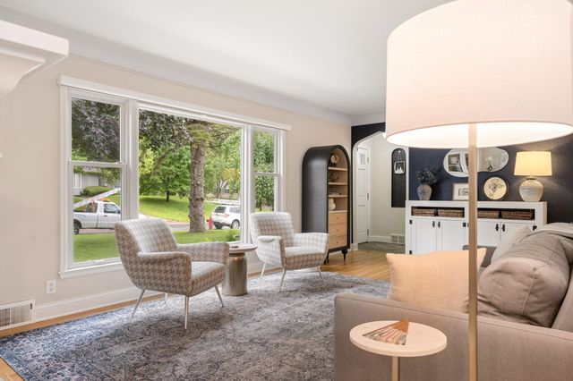4817 Rutledge Avenue, Edina, MN 55436