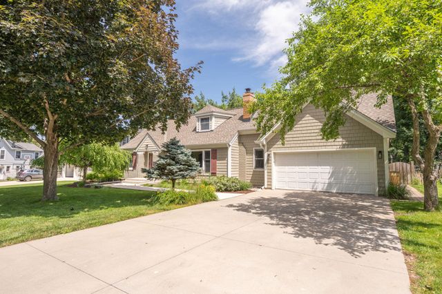 4817 Rutledge Avenue, Edina, MN 55436