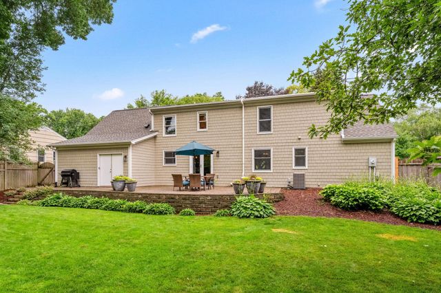 4817 Rutledge Avenue, Edina, MN 55436