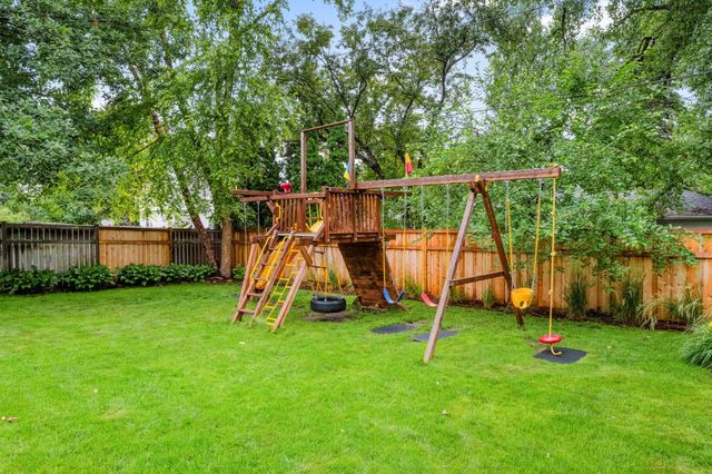 4817 Rutledge Avenue, Edina, MN 55436