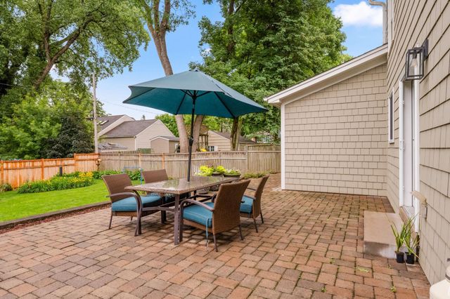 4817 Rutledge Avenue, Edina, MN 55436
