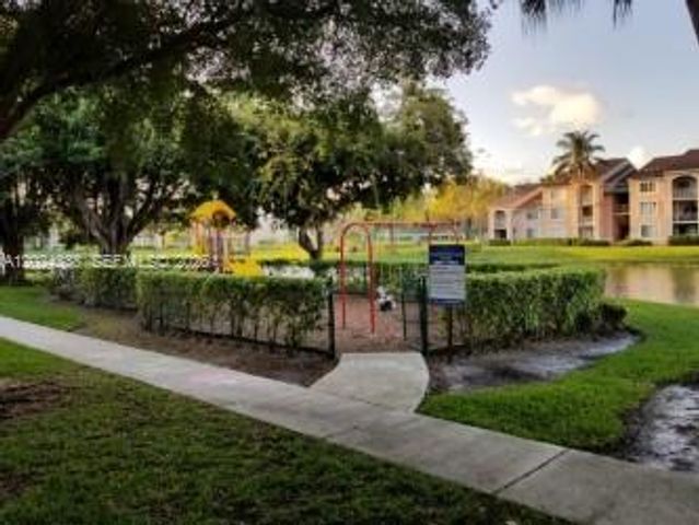 12136 Saint Andrews Pl 103, Miramar, FL 33025