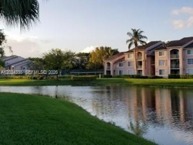 12136 Saint Andrews Pl 103, Miramar, FL 33025