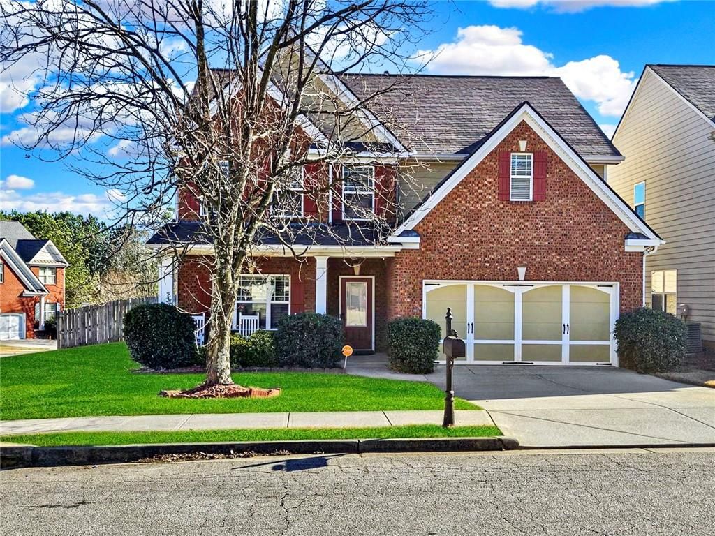 689 Lynnfield Drive, Lawrenceville, GA 30045