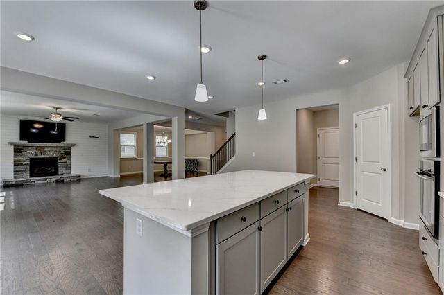 955 Laura Jean Court, Buford, GA 30518