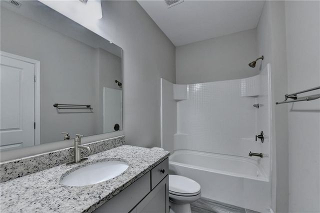 955 Laura Jean Court, Buford, GA 30518