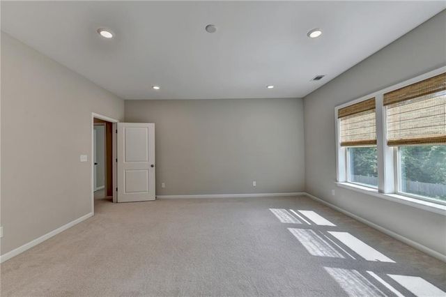 955 Laura Jean Court, Buford, GA 30518