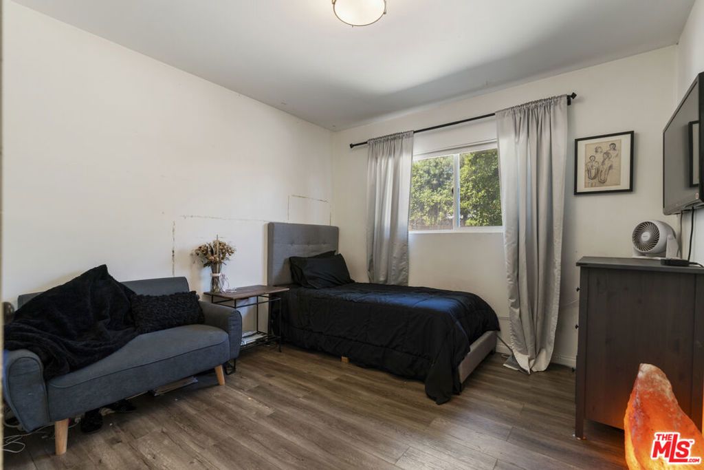 Image 36 of property listing at 5636 Valley Circle Boulevard, Los Angeles, CA 91367