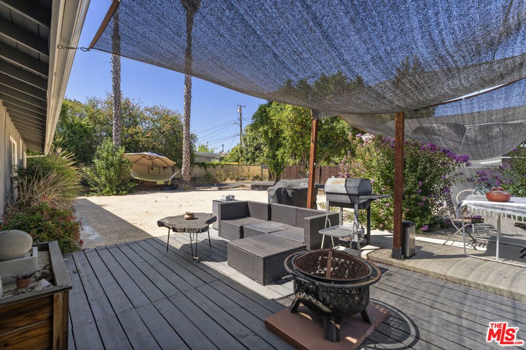 Image 41 of property listing at 5636 Valley Circle Boulevard, Los Angeles, CA 91367