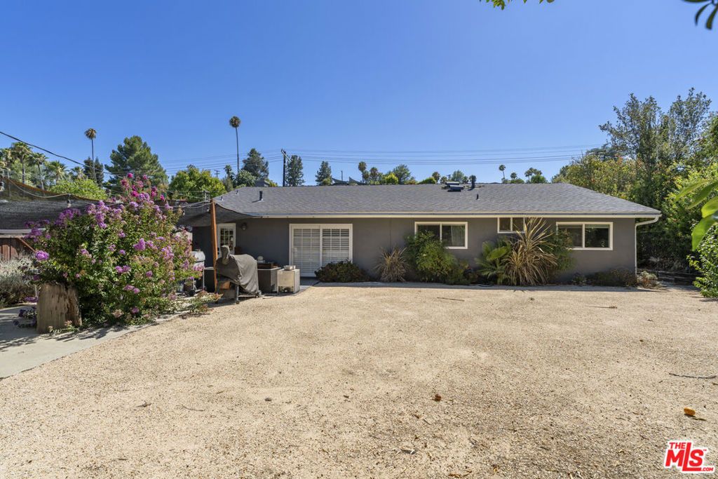 Image 47 of property listing at 5636 Valley Circle Boulevard, Los Angeles, CA 91367
