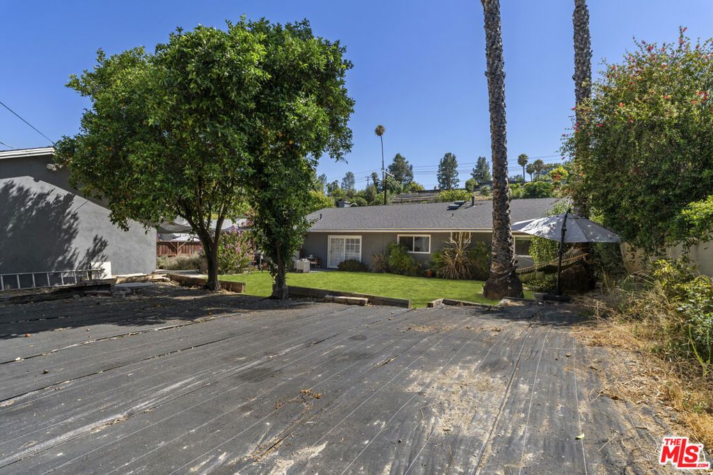 Image 50 of property listing at 5636 Valley Circle Boulevard, Los Angeles, CA 91367