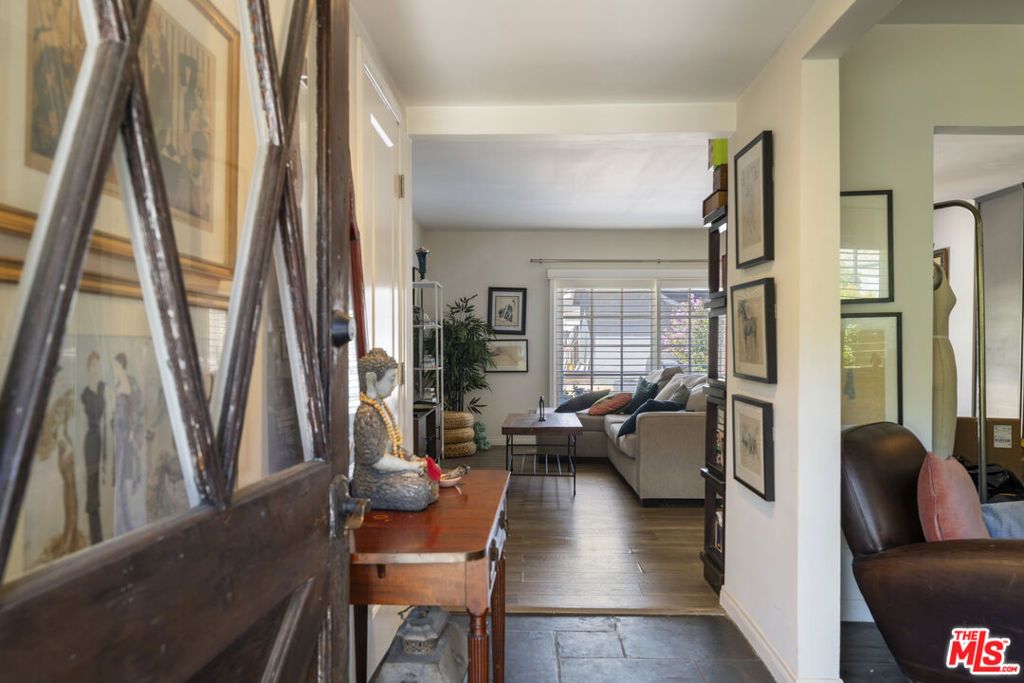 Image 8 of property listing at 5636 Valley Circle Boulevard, Los Angeles, CA 91367