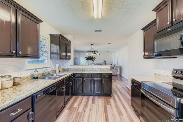 12323 Sebewa, San Antonio, TX 78252