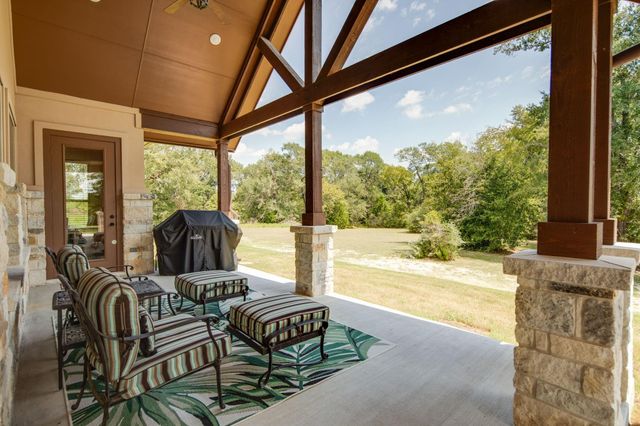 10222 Wessex Bend, Iola, TX 77861