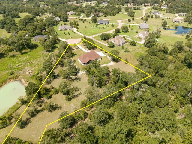 10222 Wessex Bend, Iola, TX 77861