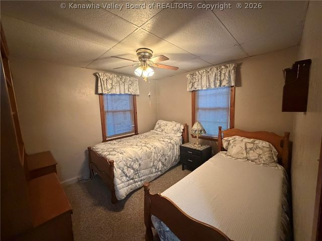313 21st Street, Dunbar, WV 25064