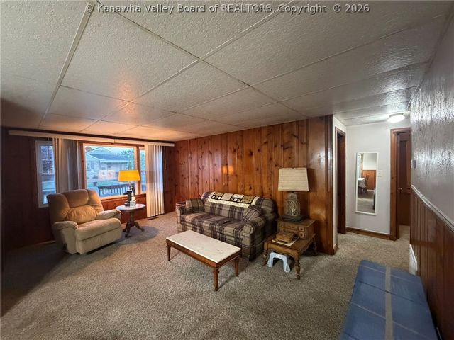 313 21st Street, Dunbar, WV 25064