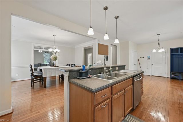 1853 Rockwood DR, Chesapeake, VA 23323