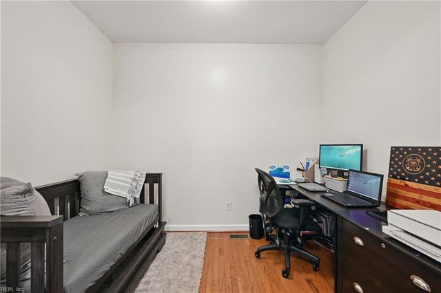 1853 Rockwood DR, Chesapeake, VA 23323