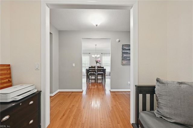 1853 Rockwood DR, Chesapeake, VA 23323