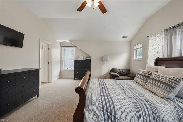 1853 Rockwood DR, Chesapeake, VA 23323