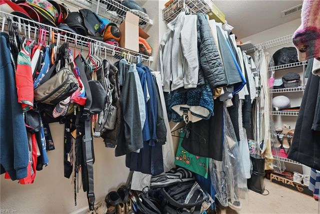 1853 Rockwood DR, Chesapeake, VA 23323