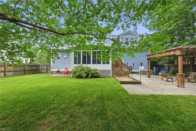 1853 Rockwood DR, Chesapeake, VA 23323