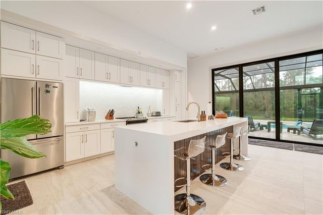 2991 2nd ST NW, Naples, FL 34120