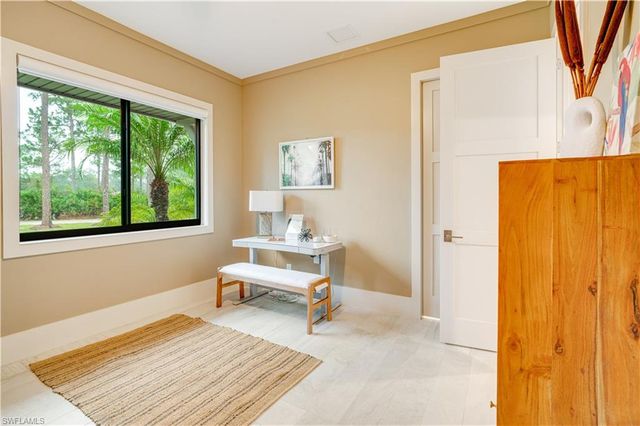 2991 2nd ST NW, Naples, FL 34120